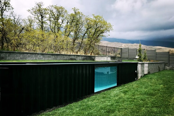 Pool built for temperate zones
